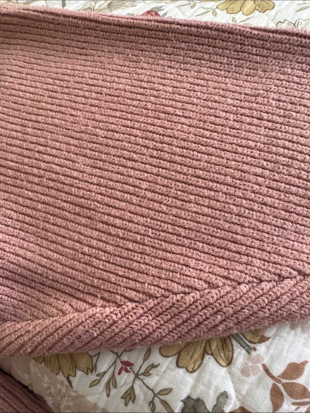 Pink Ruffled V-Neck Knit Sweater - Picture 4 of 4
